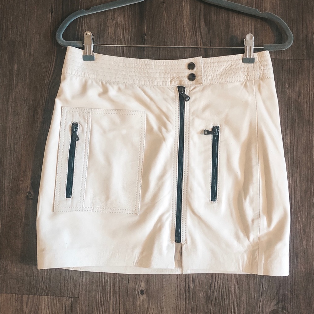 TRINA TURK White Leather Zip Up Skirt